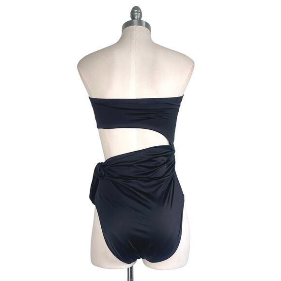 Good American Side Tie Cut Out One Piece Strapless Swimsuit Silky Black - Picture 6 of 9